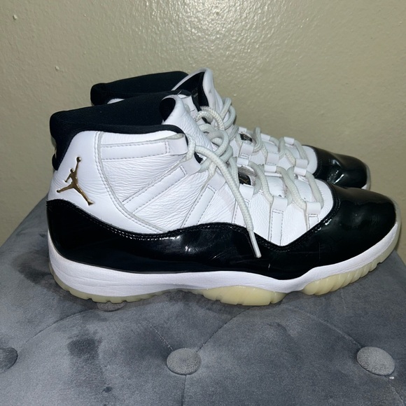 AIR JORDAN 11 RETRO 'GRATITUDE / DEFINING MOMENTS' MEN SIZE 10.5 - Picture 1 of 8